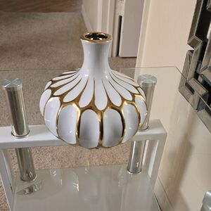 Elegant White and Gold Vase